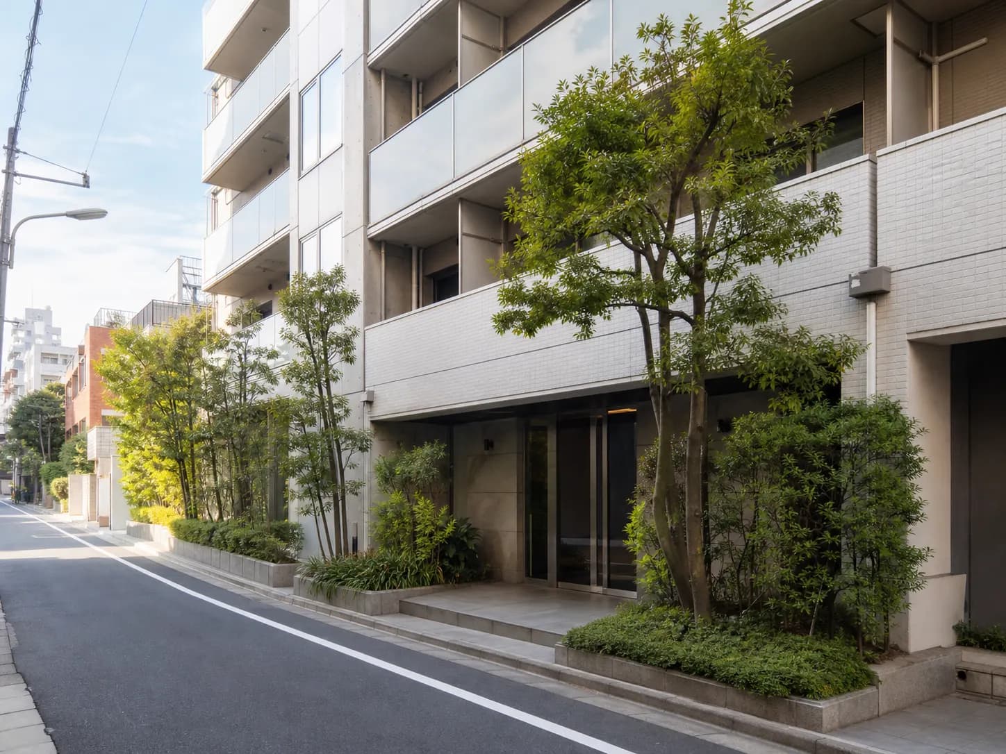 管理対象を想起させる東京の集合住宅外観